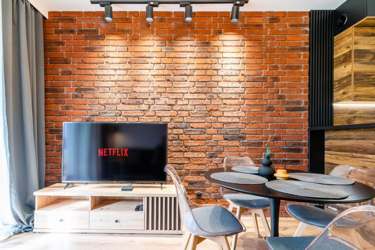 Loft Apart - Loft Nad Rzeka, Centrum, Parking, Winda, Netflix Iława Dış mekan fotoğraf